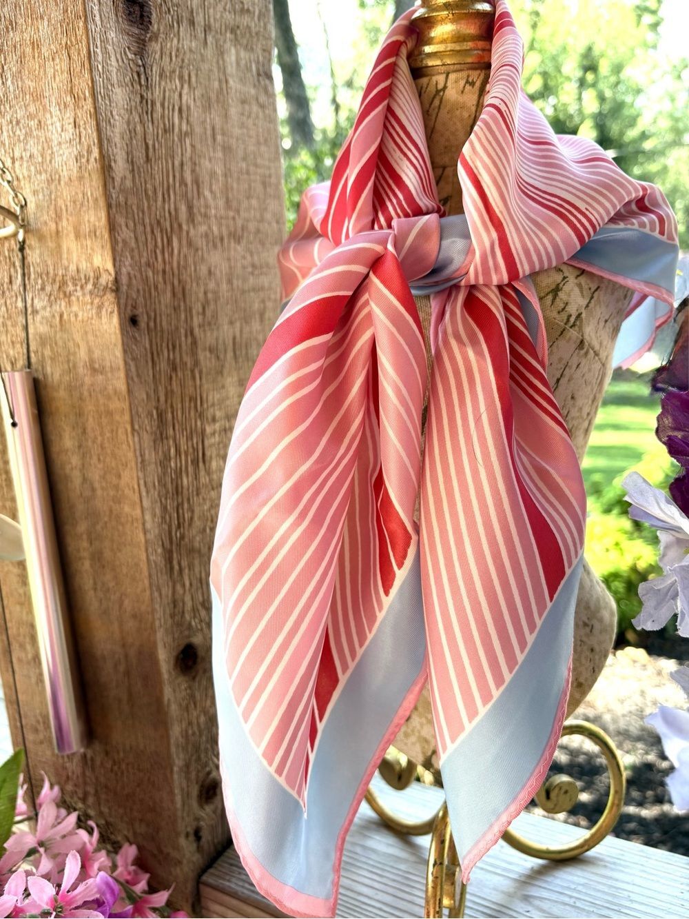 Vintage Vera Neumann Red & White Burst of Light Rays Design Square Scarf